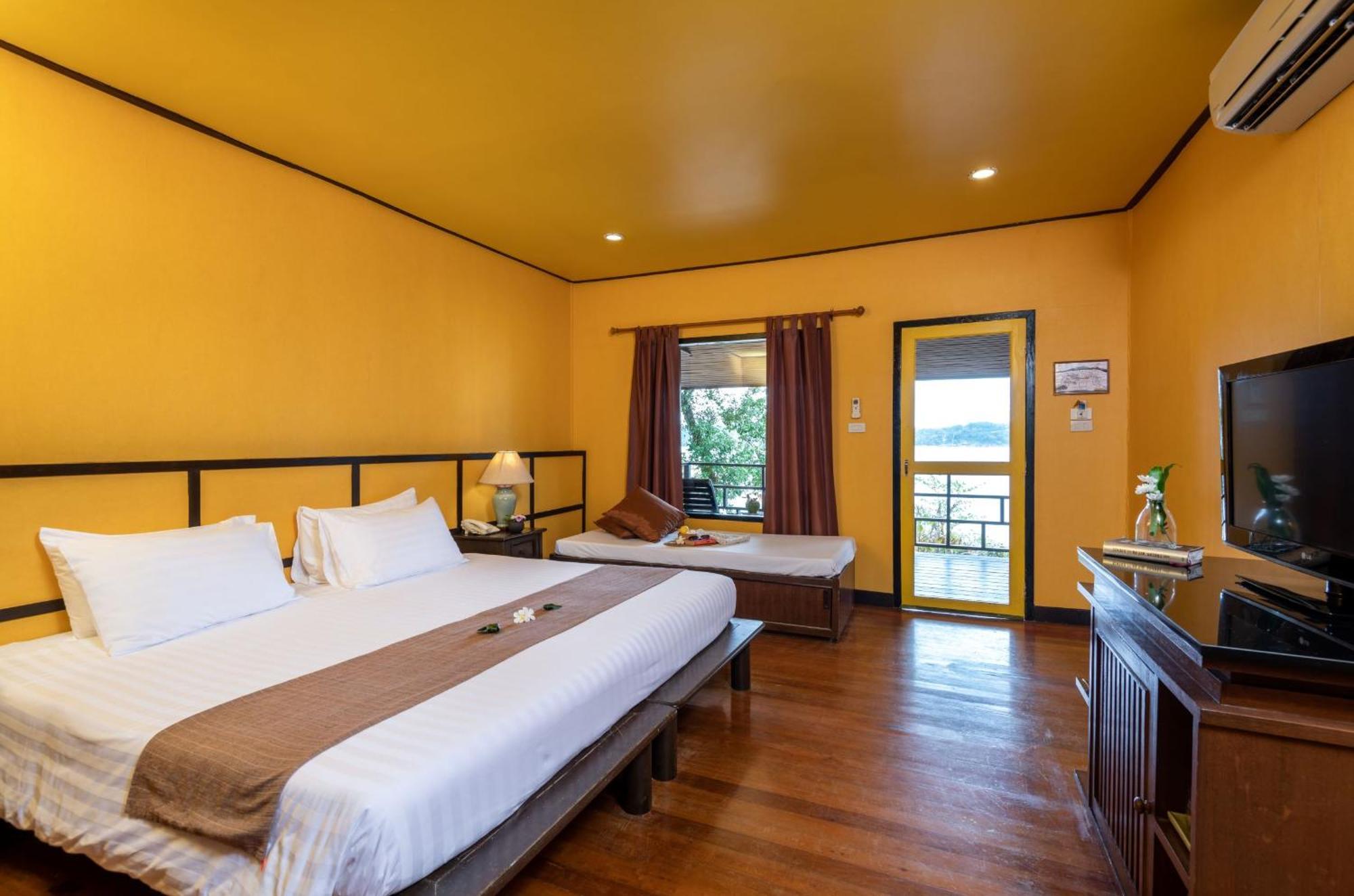 Baan Krating Phuket Resort -SHA Plus Nai Harn Exterior foto