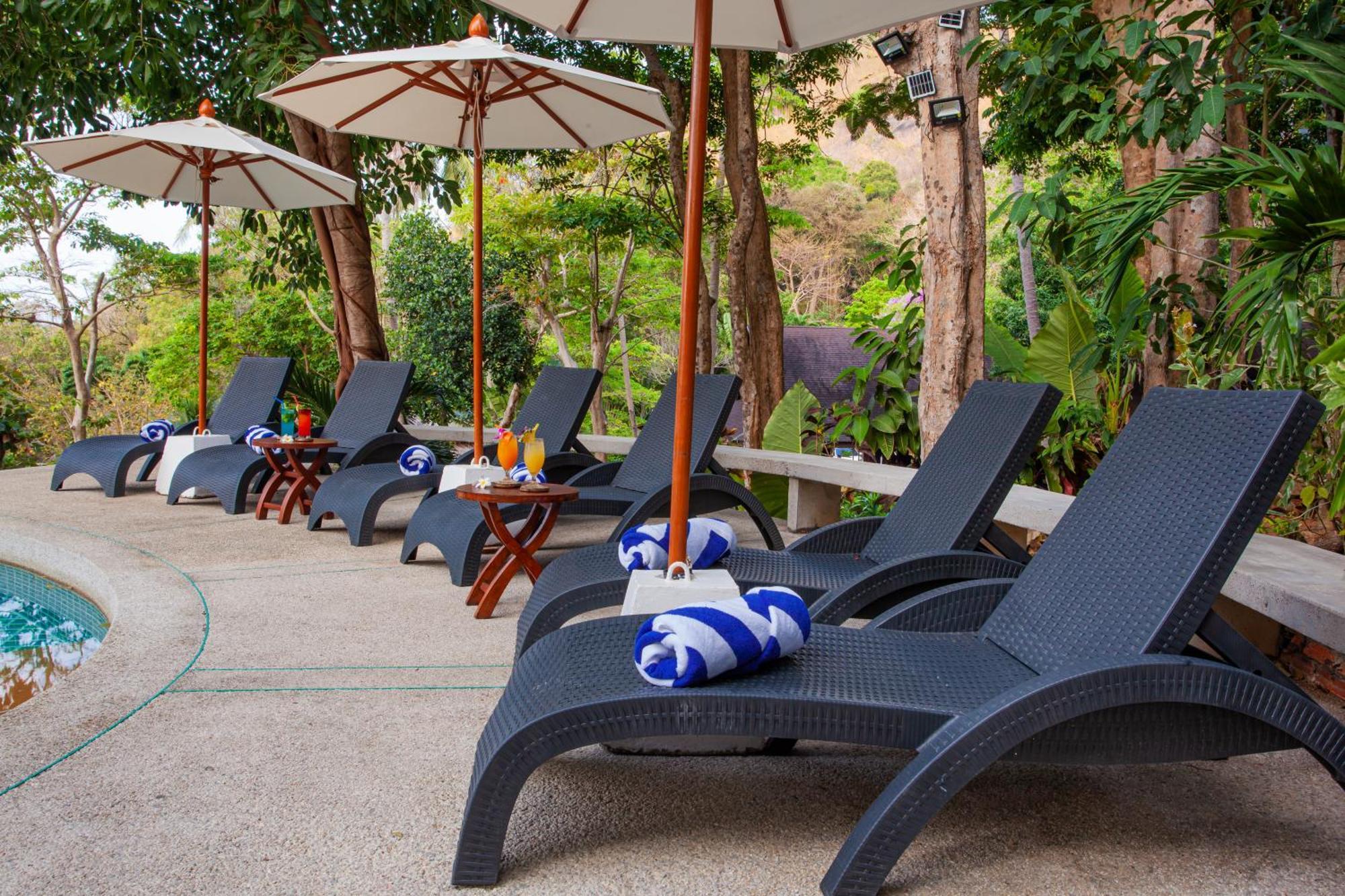 Baan Krating Phuket Resort -SHA Plus Nai Harn Exterior foto